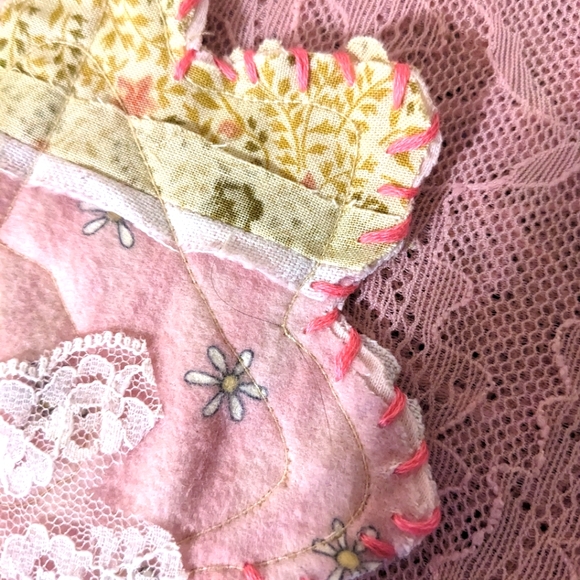 OOAK Handmade Quilted Snowflake Decoration Shabby Chic Boho - Picture 5 of 6